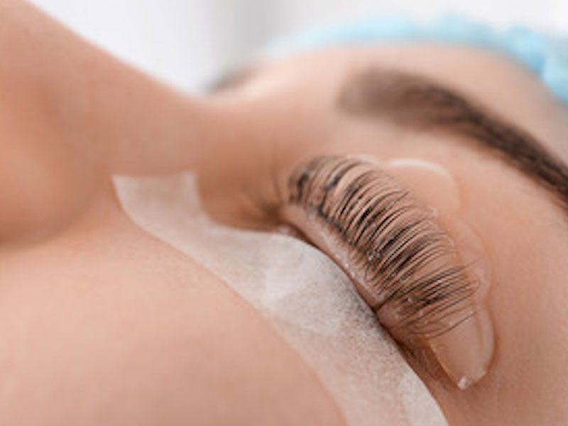 Lash lifting